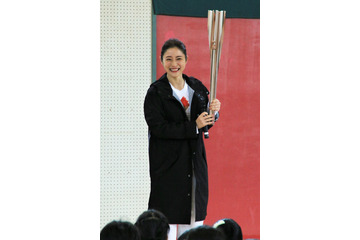 石原さとみ、小学生約800人に“聖火リレー”への熱い思いをアピール!「一生大切な思い出になる」 画像