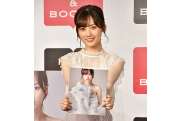 乃木坂46山下美月、ビキニ&ランジェリー撮影に初挑戦「露出が多いかも……」 画像
