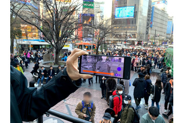 渋谷ハチ公前に5G基地局が出現！「au 5G」が拡張体験を提供 画像