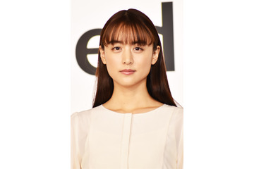 山本美月がショーパン姿で生足見せる!「美脚大賞」20代部門の実力発揮 画像