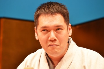 真打昇進の神田伯山、浅草公会堂に登場！20分足らずの出番で会場を魅了する 画像