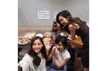 新木優子、中村アン＆鈴木保奈美との自撮りアップ！「美女3人」「眩しい」と注目 画像