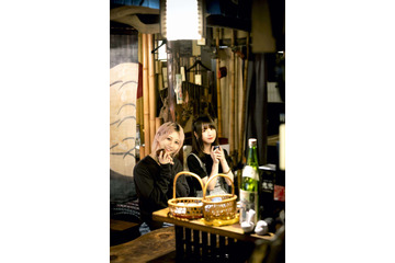 SKE48・古畑奈和と声優・前田佳織里が絶品料理に舌鼓!ほろ酔い姿も披露! 画像