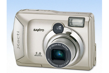三洋、1,000万画素で記録するコンパクトデジカメ「Xacti DSC-S5」 36,750円 画像
