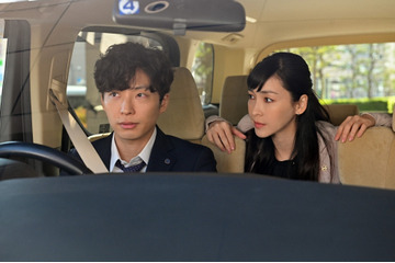 ド派手なカーチェイス！綾野剛・星野源の最強バディ！『MIU404』初回にネット大興奮 画像