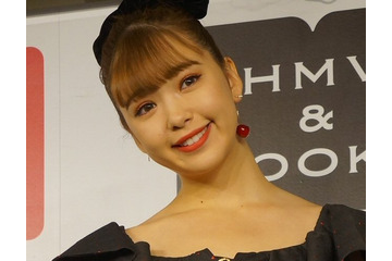 藤田ニコル、金髪は男性には不評?「暗いほうがモテる」 画像