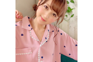 小松彩夏、可愛すぎるお気に入りパジャマ姿を披露! 画像