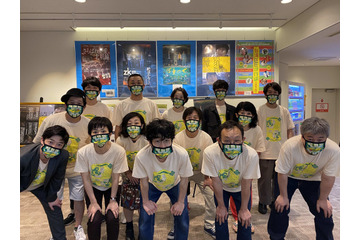 映画『河童の女』舞台挨拶に、監督・キャストが河童のマスクで登壇！ 画像