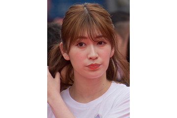 卒業発表のNMB48・吉田朱里、私服で久々のミニ丈! 画像