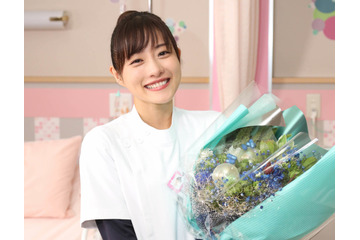 石原さとみ、『アンサング・シンデレラ』涙のクランクアップ! 画像