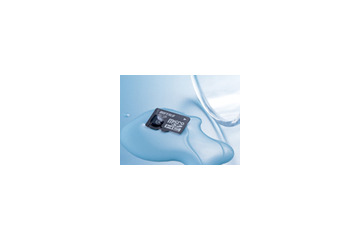 バッファロー、防水仕様のmicroSDカードやマイクロUSBフラッシュメモリなど28製品を価格改定——最大約40%値下げ 画像