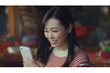 福原遥、家族の課題解決するしっかり者の娘役!ゆうパックCMオンエア 画像