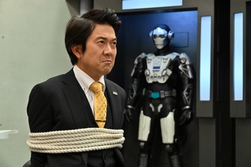 『劇場版 仮面ライダーゼロワン』アキラ100%出演決定!怪しい謎の常務役 画像