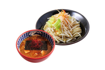 三田製麺所、冬の定番「濃厚魚介味噌つけ麺」今年も発売 画像