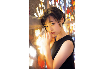 17歳から19歳の2年間を凝縮！福原遥1stフォトブック『はるかいろ』重版決定 画像