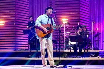 秦基博、4年ぶりにNHK『SONGS』登場！朝ドラの主題歌などを弾き語りで披露！ 画像