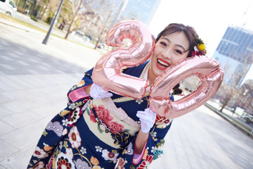 lolのmocaが20歳に!インスタ振袖姿に「かわいい」の声 画像