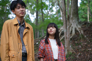 “普通じゃない”超ロング 予告映像解禁……成田凌&清原果耶W主演『まともじゃないのは君も一緒』 画像