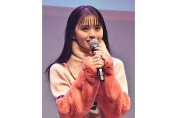 齋藤飛鳥、春スタイルでポジティブに！超ミニスカで元気かわいく 画像