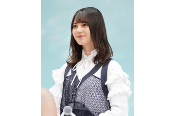 日向坂・小坂菜緒は恐竜好き！肉食に見えがちな草食恐竜トリケラトプスにギャップ萌え 画像