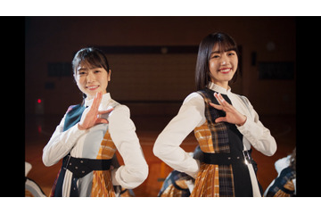 日向坂46、佐々木美玲&丹生明里Wセンター「声の足跡」MV公開! 画像