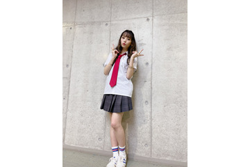 浅川梨奈がギャルJKに!オフショットに「可愛い!」「雰囲気変わる」 画像