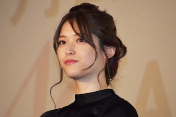 乃木坂46・松村沙友理、「怖くて泣いていた」AKB48の公式ライバルとしてステージに立ったときの恐怖を回顧 画像