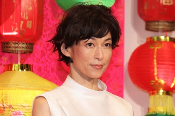 鈴木保奈美、シャツを着ただけの状態でスカート大捜索？「想像しないでください！」 画像