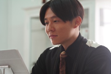 小出恵介、4年ぶりのドラマ復帰で主演に！ABEMAドラマ『酒癖50』15日スタート！ 画像