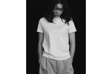 長谷川京子、“大人の女性”向けに全7種のコラボアパレル 画像