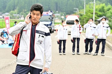 トンネル崩落事故発生!鈴木亮平らが挑む“命のリレー”......『TOKYO MER』第4話 画像