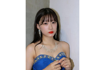 NMB48・上西怜が“キャバ嬢”に!ドレス姿に「めっちゃ綺麗」「指名させてくれ」 画像