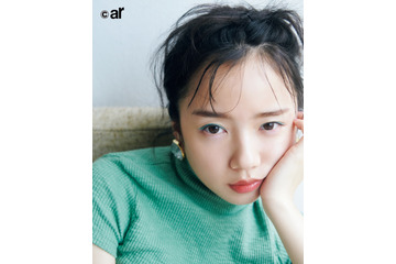 日向坂46・齊藤京子、5パターンのメイクに挑戦!いつもと違うやんちゃな表情も 画像