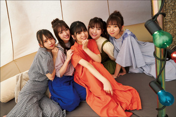 わーすた、坂元葉月の年内卒業控えメンバー5人で最後の写真集 画像