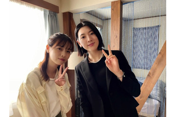 ドラマ『言霊荘』共演中の西野七瀬&三吉彩花、仲良し2ショット公開に反響 画像