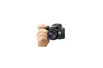 ソニー、秒間10枚の高速連写と最大224度のパノラマ写真合成が可能なサイバーショット新モデル 画像
