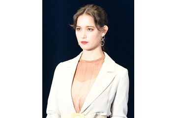トラウデン直美、中学時代のハロウィン仮装にファン驚き! 画像