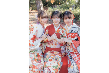 乃木坂3期生の成人トリオ・久保史緒里&阪口珠美&中村麗乃が華やかな振袖姿で登場 画像