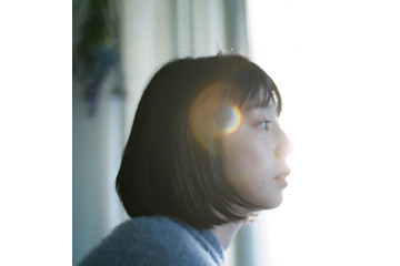 夏帆、2年間の日常が詰まった写真集『おとととい』発売! 画像
