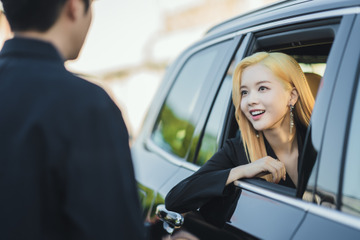 「衝撃の可愛さ!」と話題の金髪美女・NJの役割とは⁈……韓国ドラマ『その年、私たちは』レビュー 画像