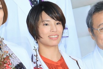 松本薫、海外でも英語不要!謎すぎる“ピンクの言葉”でコミュニケーション? 画像