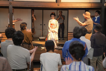 ひなた、時代劇女優すみれと対面!映画村での出会いが人生変える?……明日の『カムカム』第76話 画像