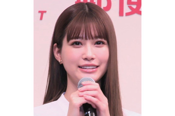 めるる、初めての写真集で完全すっぴん!「いい感じに撮れました」お腹もチラ見せ 画像