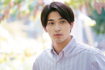 映画『流浪の月』W主演広瀬すず&松坂桃李を取り巻く人々の場面写真が一挙公開! 画像