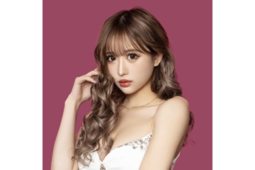 白ギャルのカリスマ・伊藤桃々が『小悪魔 ageha』専属モデルに! 画像