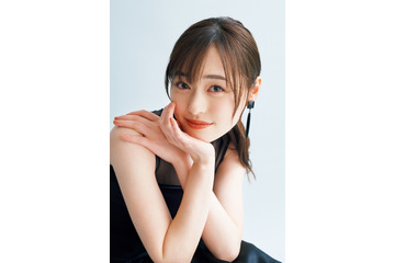 福原遥、黒ドレスで洗練された大人の色気!FLASH表紙に登場 画像