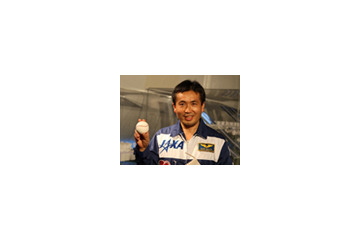 若田さん、12日の巨人—阪神戦で宇宙から始球式!? 画像