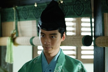 坂口健太郎、トレンドに！大河ドラマ『鎌倉殿の13人』北条泰時の姿公開に！ 画像