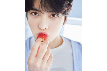 ジェジュン、『ar』初登場で色っぽいまなざし&あざキュンな表情! 画像