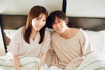 佐野岳と島崎遥香“がくぱる”夫婦、初のベッドイン 画像
